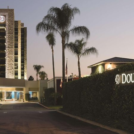 Doubletree By Hilton Monrovia - Pasadena Area Hotel Exterior photo