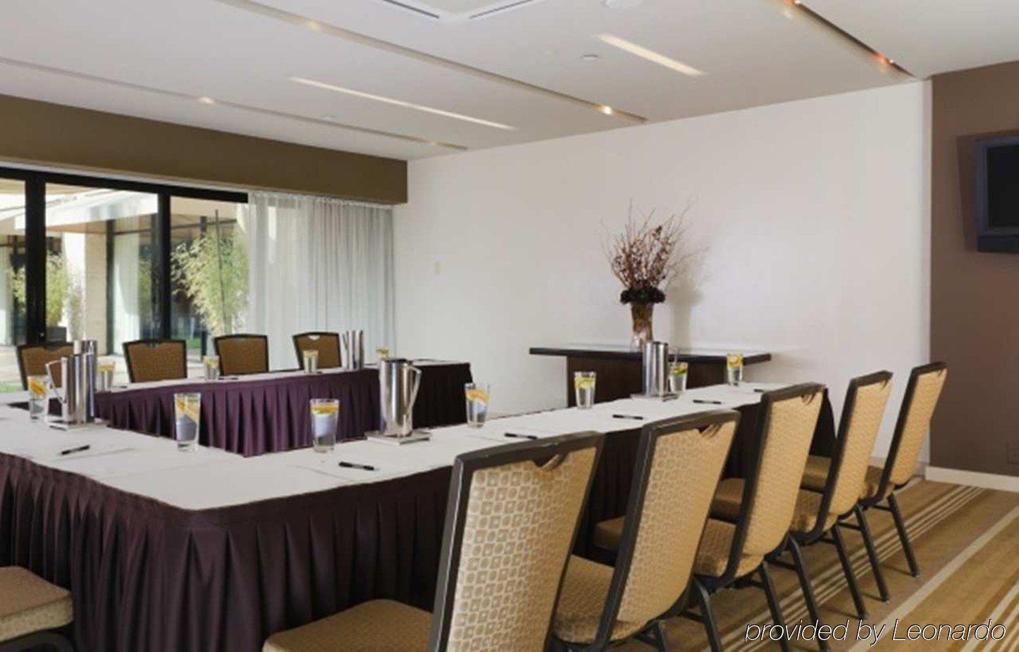 Doubletree By Hilton Monrovia - Pasadena Area Hotel Business photo